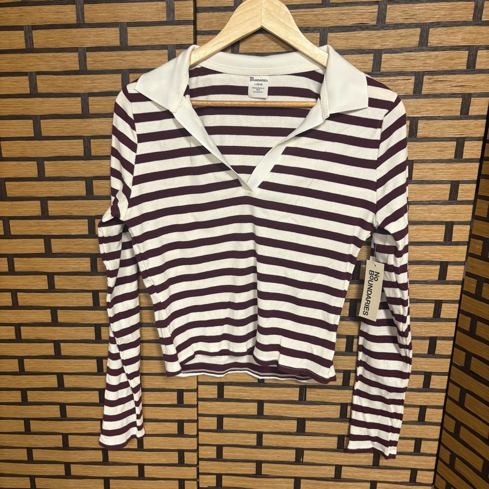No Boundaries Plum And White Stripe Polo Size Large